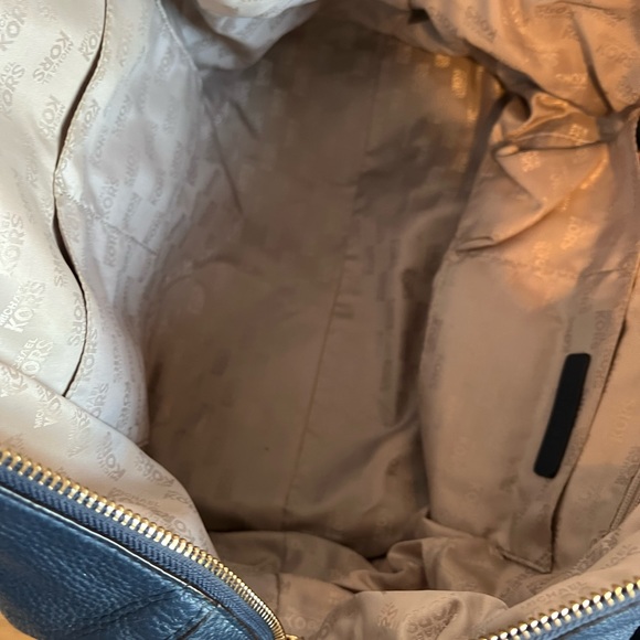 Michael Kors hand bag - Picture 4 of 5